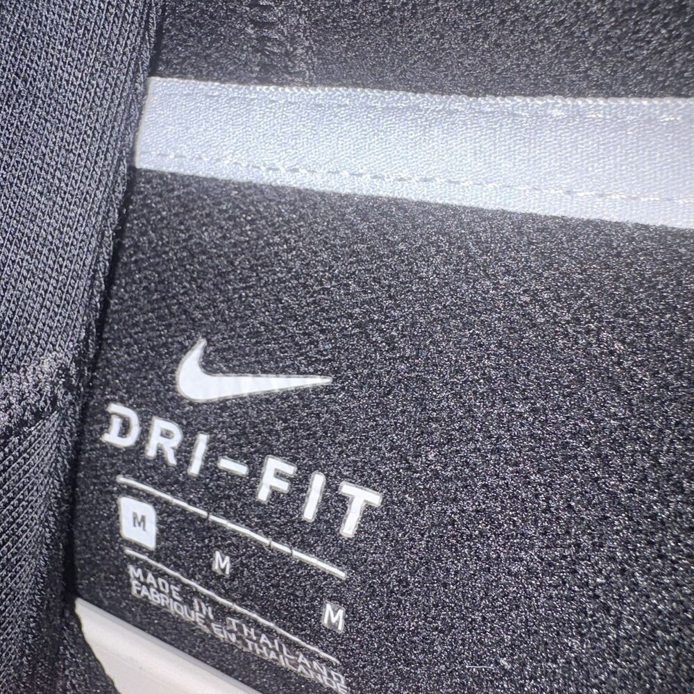 Nike Dri-Fit Men's Black Workout Hooded Pullover Activewear Size Medium - Picture 5 of 13
